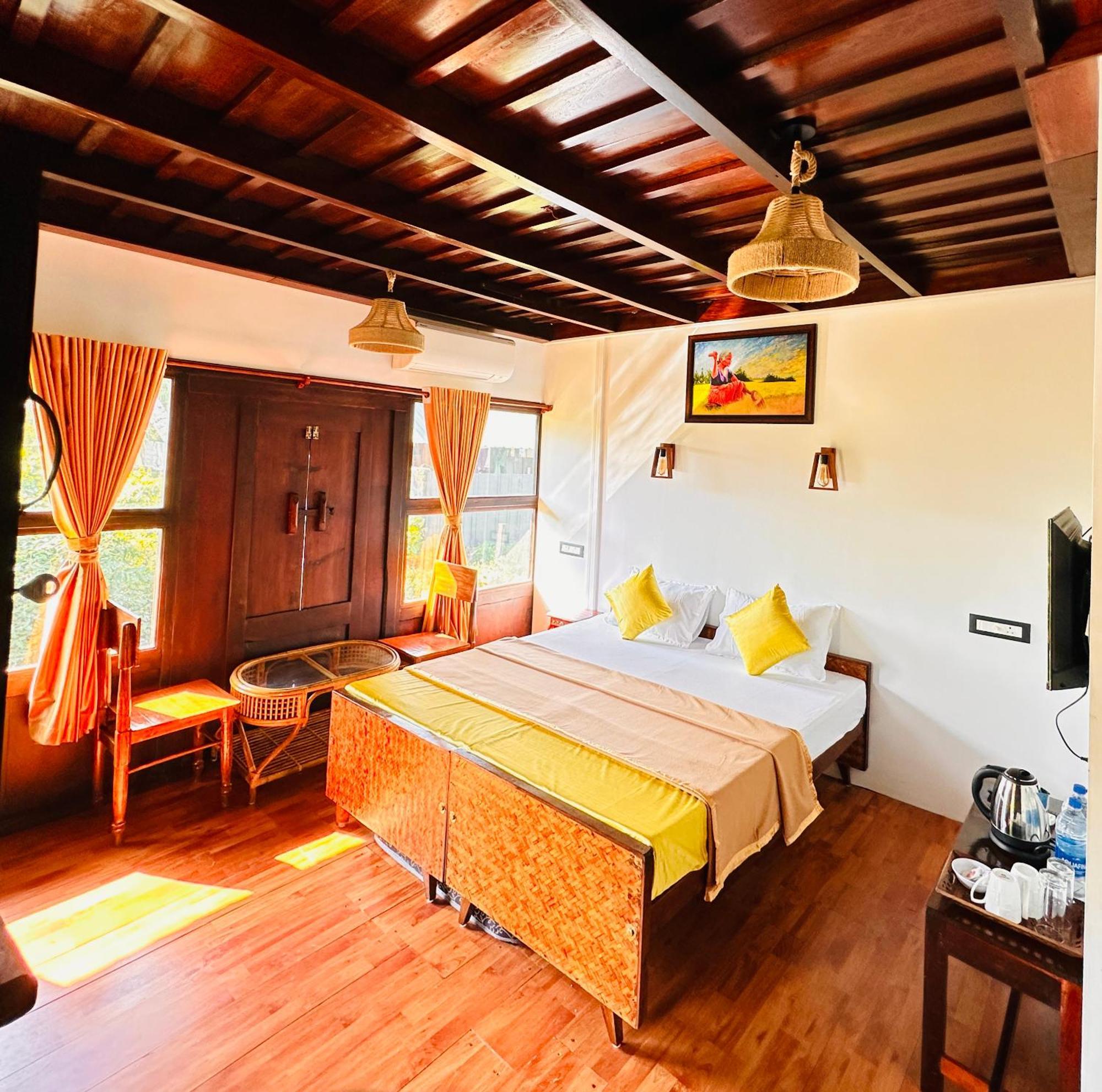 Gypsea Marari Bed & Breakfast Alappuzha Bagian luar foto