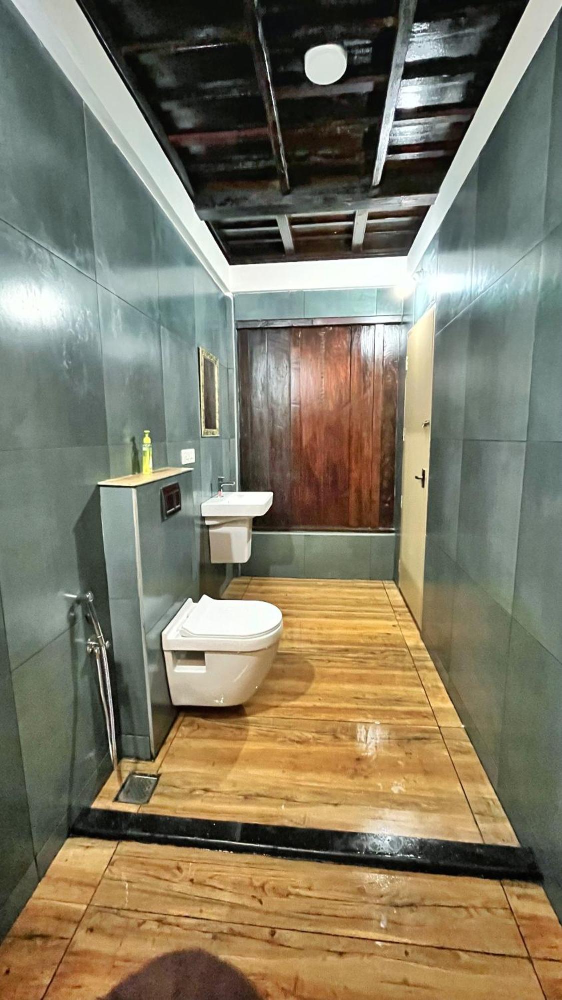 Gypsea Marari Bed & Breakfast Alappuzha Bagian luar foto