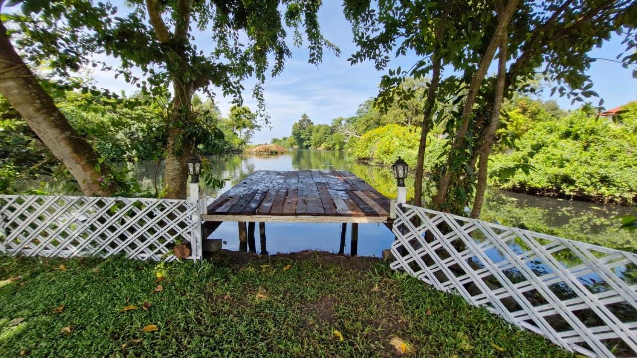 Gypsea Marari Bed & Breakfast Alappuzha Bagian luar foto